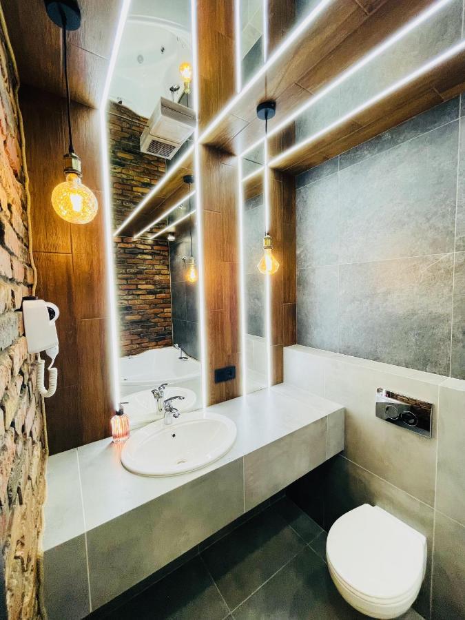 דנייפרופטרובסק Loft В River Park З Джакузі מראה חיצוני תמונה